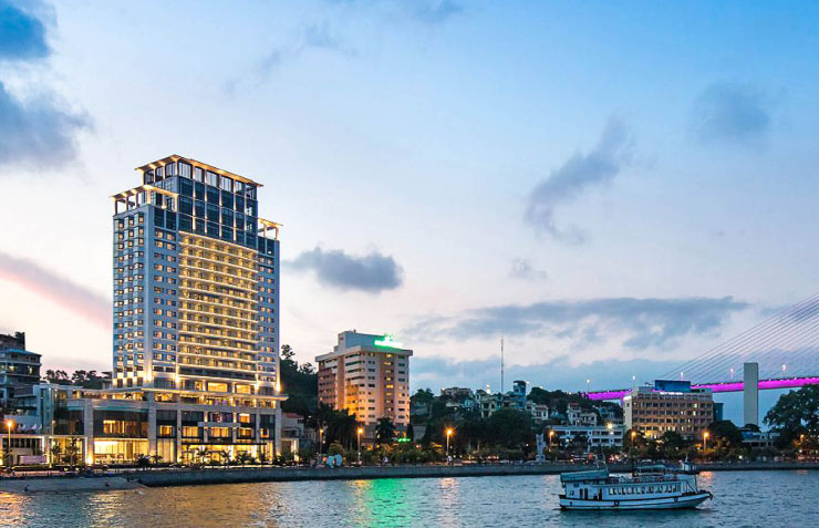 Wyndham Legend Ha Long