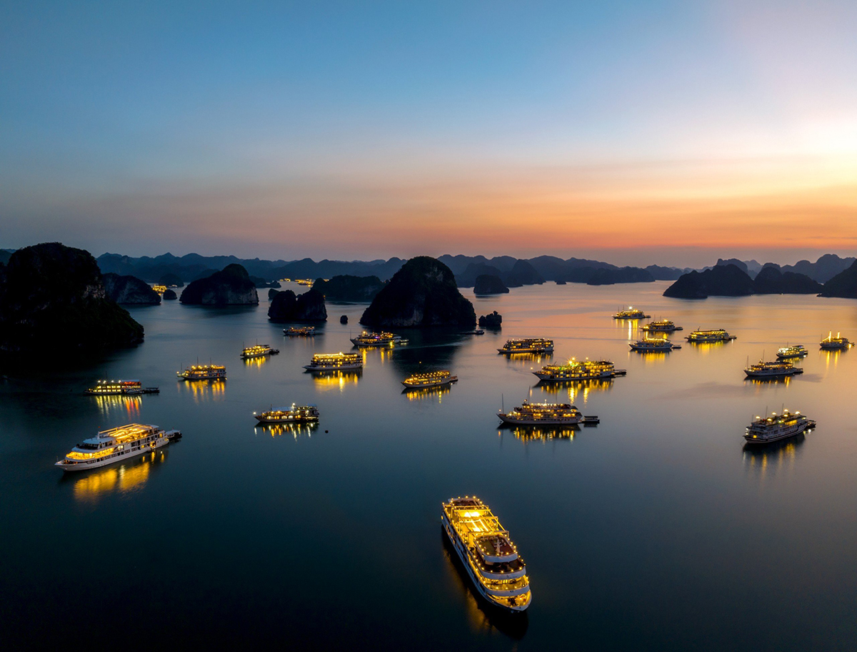Du thuyền Hạ Long lựa chọn lý tưởng cho tour ngắn ngày dịp nghỉ lễ 30/4