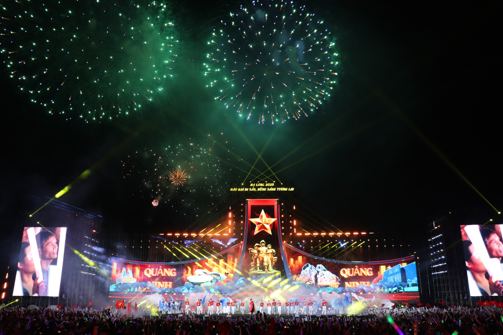 Màn kết chương trình 