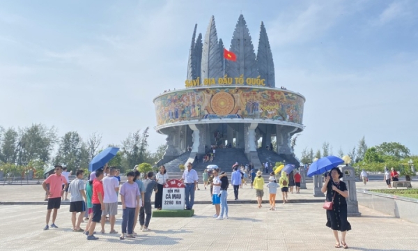 Phát triển du lịch ở phường Móng Cái 1