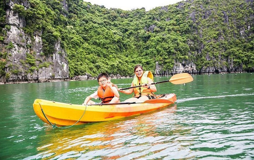 Discover Halong Bay & Lan Ha Bay with Peony Cruises | Luxury Cruise Vietnam