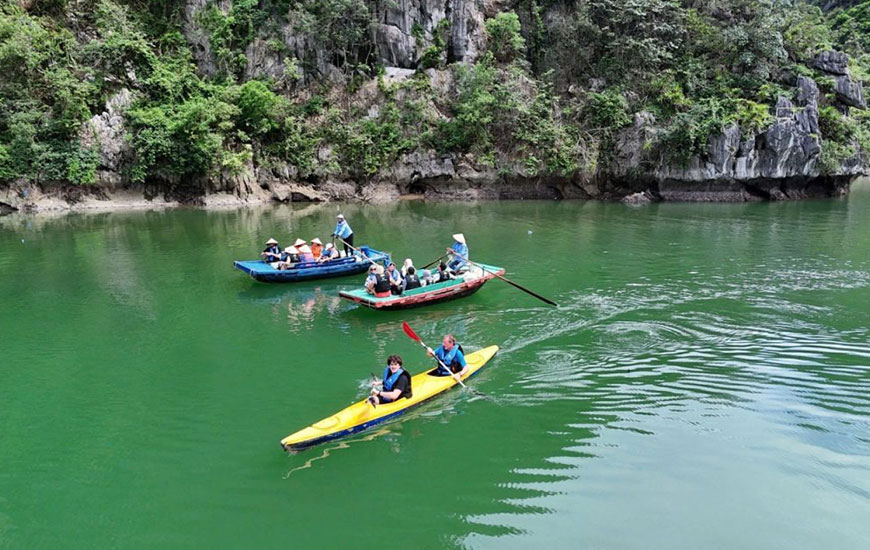Halong Bay & Lan Ha Bay Cruise with Peony Cruises | Luxury Vietnam Experience